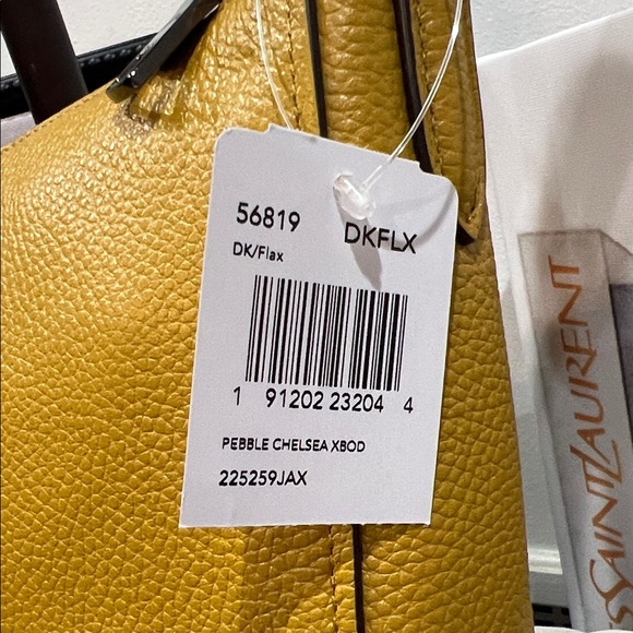 Coach Chelsea NWT Leather Shoulder Bag - Picture 4 of 12